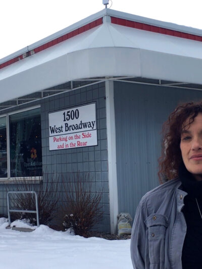 Photo of Laurie Pope